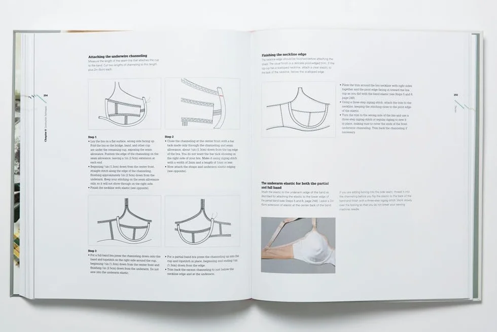 Lingerie Design: A Complete Course /anglais