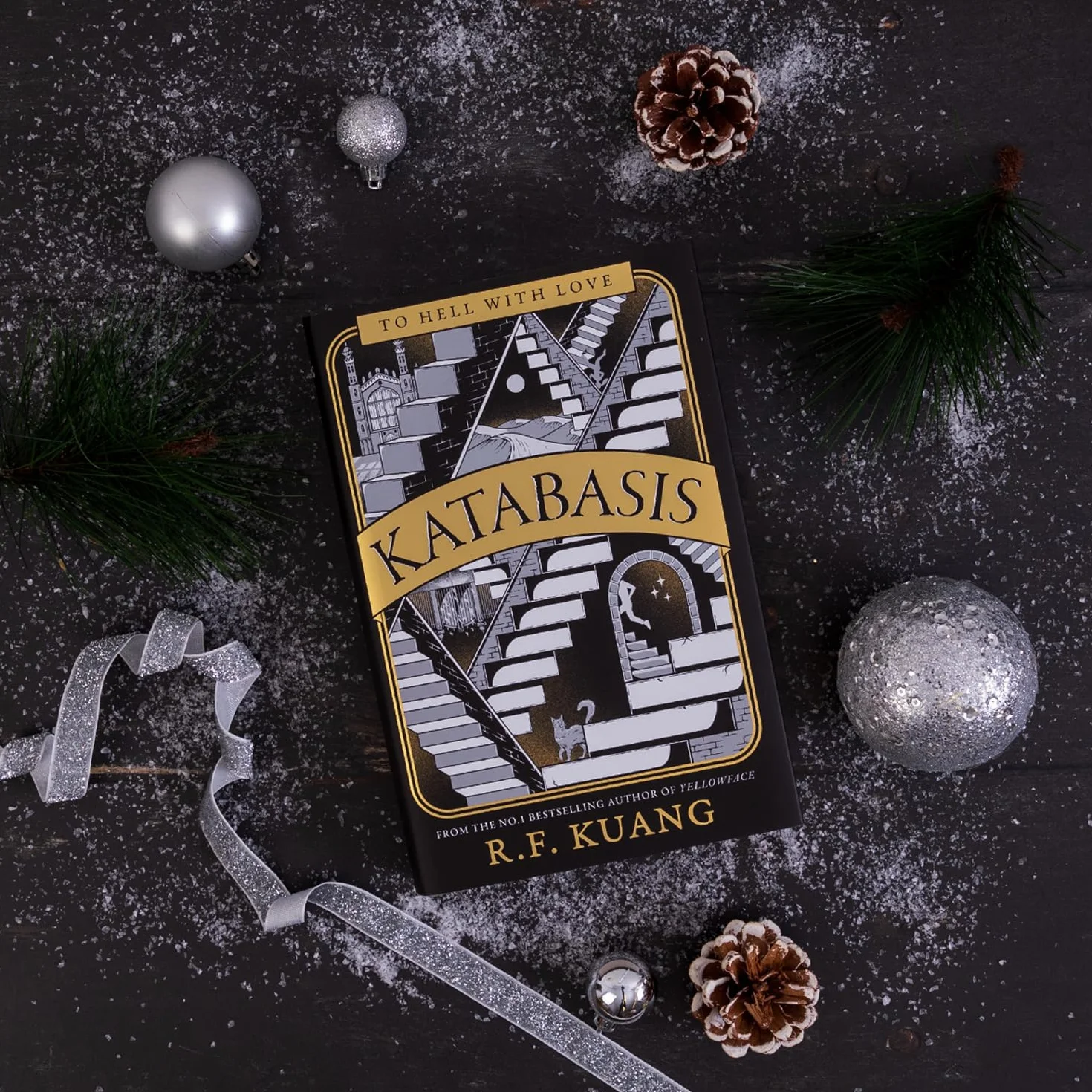 Katabasis: the INSTANT No.1 SUNDAY TIMES best-seller from the author of YELLOWFACE