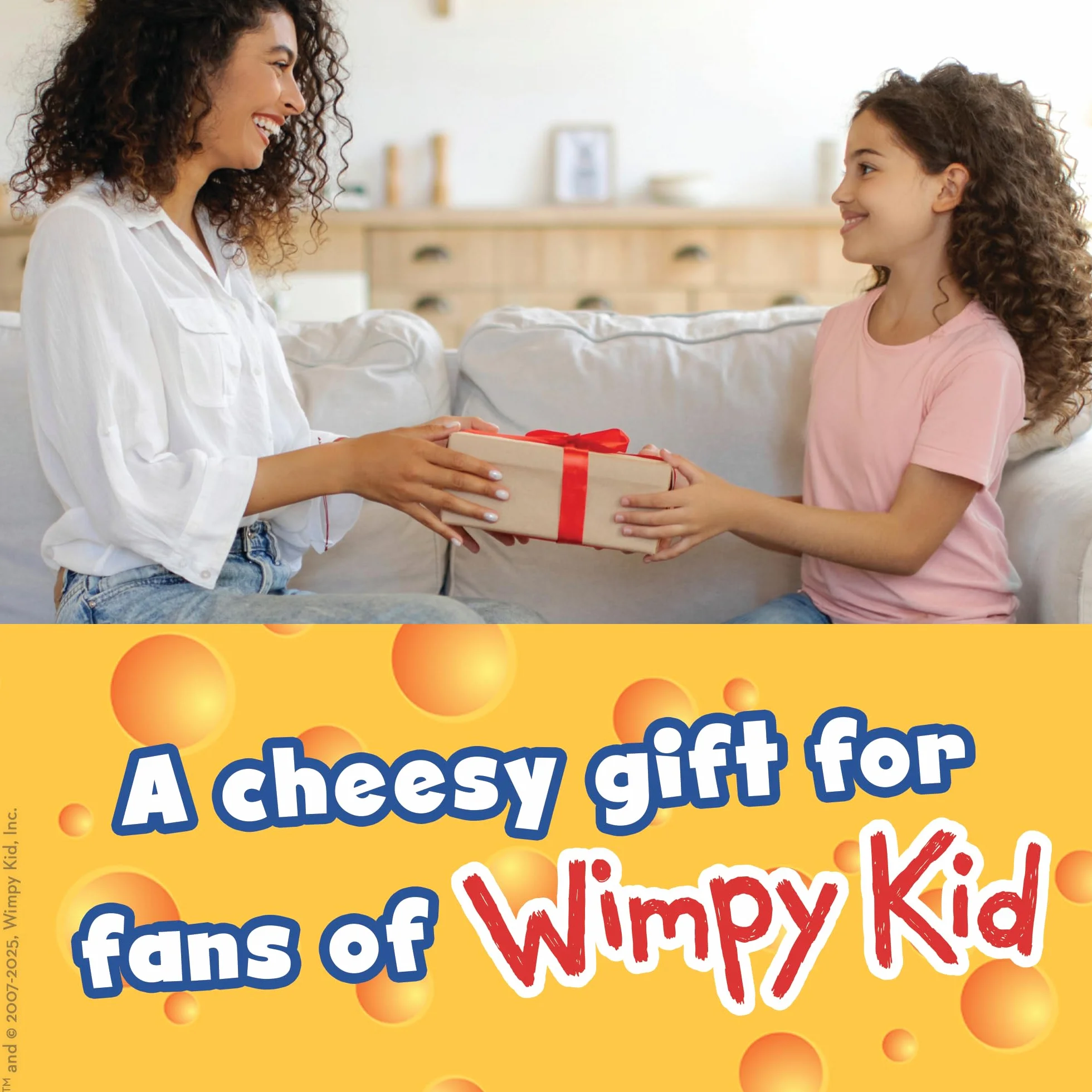 Diary of a Wimpy Kid Collector's Gift Set: Exclusive Book and Plush