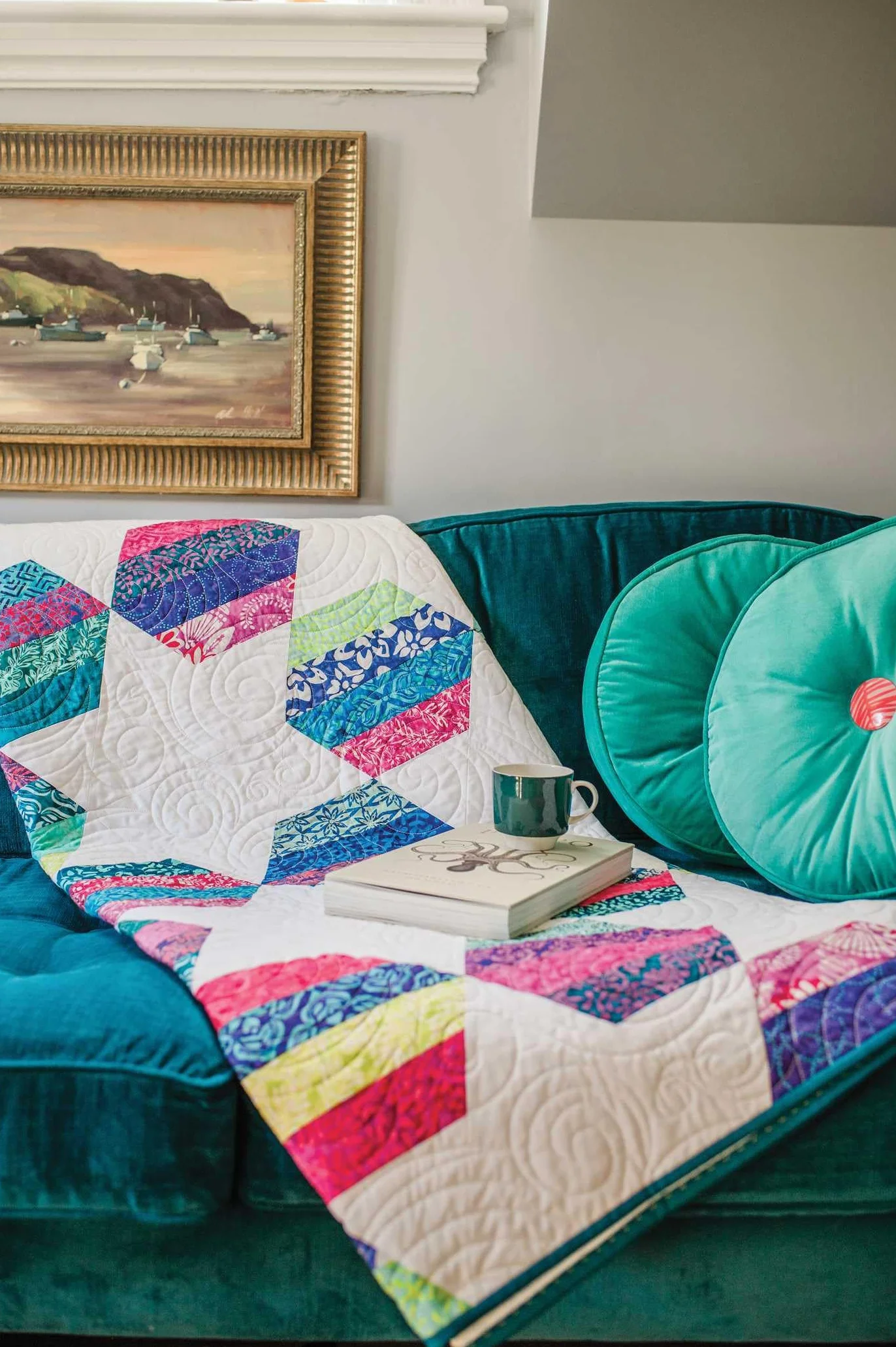 Not-Your-Typical Jelly Roll Quilts: 14 Cute & Creative Projects; Make the Most of Your Precuts