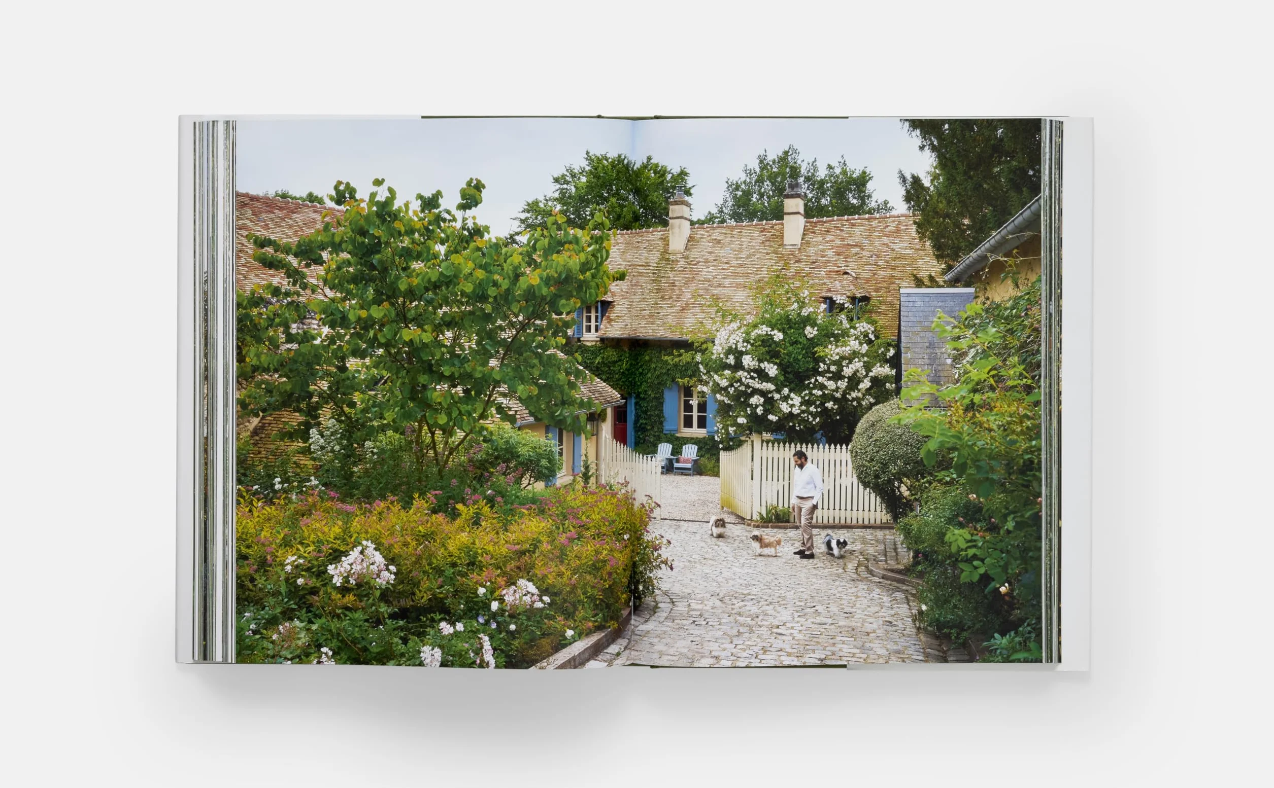 Glorious Gardens: Private Edens of the World's Leading Interior Designers