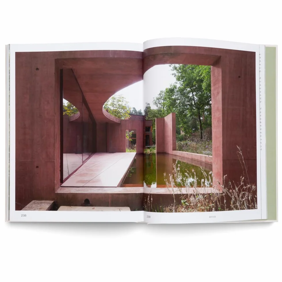 The House of Green: Natural Homes and Biophilic Architecture