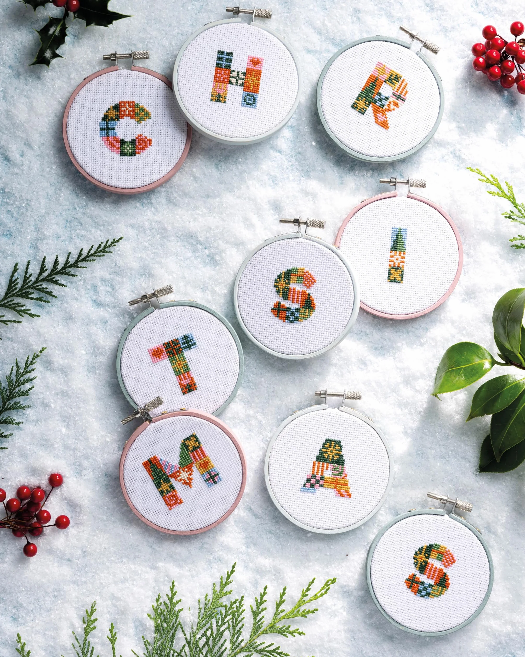 Merry Stitchmas: 24 Fun and Festive Cross Stitch Designs