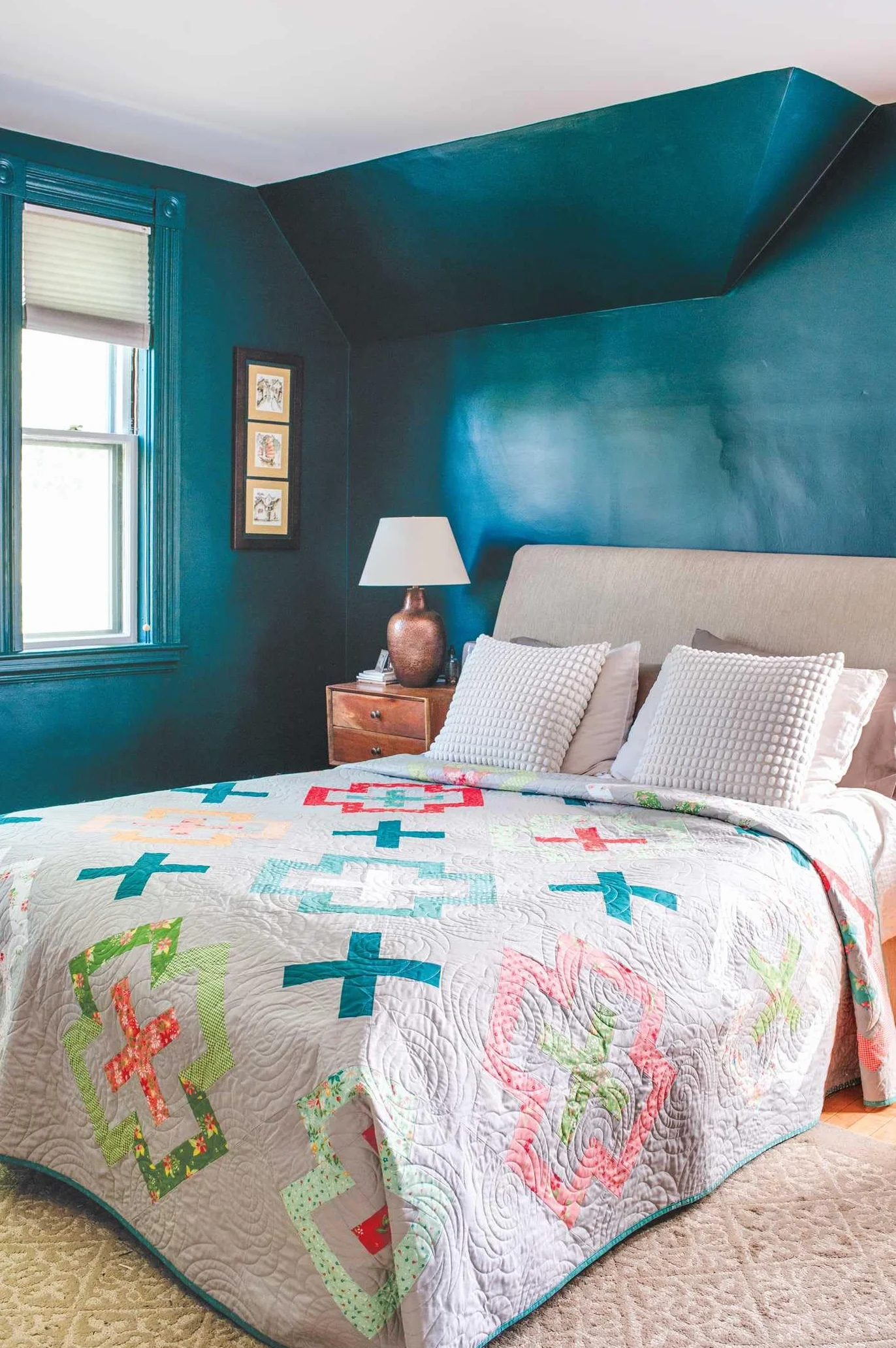 Not-Your-Typical Jelly Roll Quilts: 14 Cute & Creative Projects; Make the Most of Your Precuts