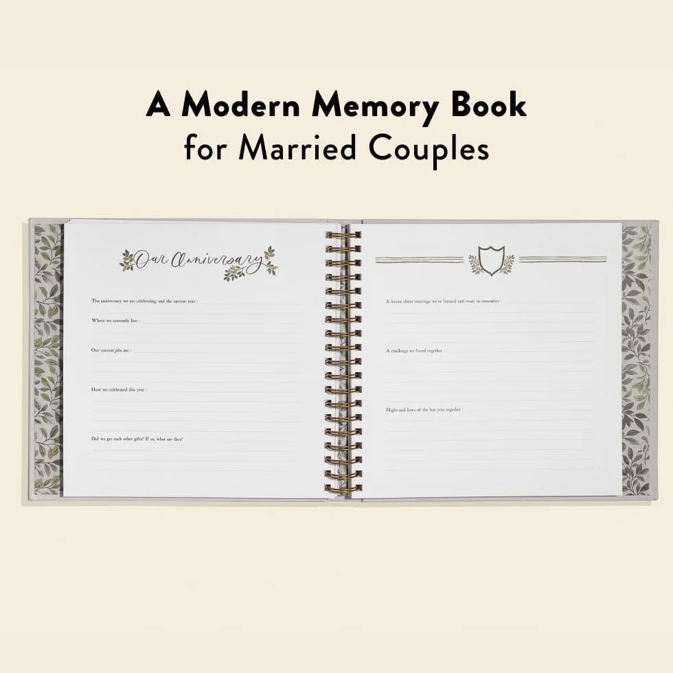 As We Grow: A Modern Memory Book for Married Couples