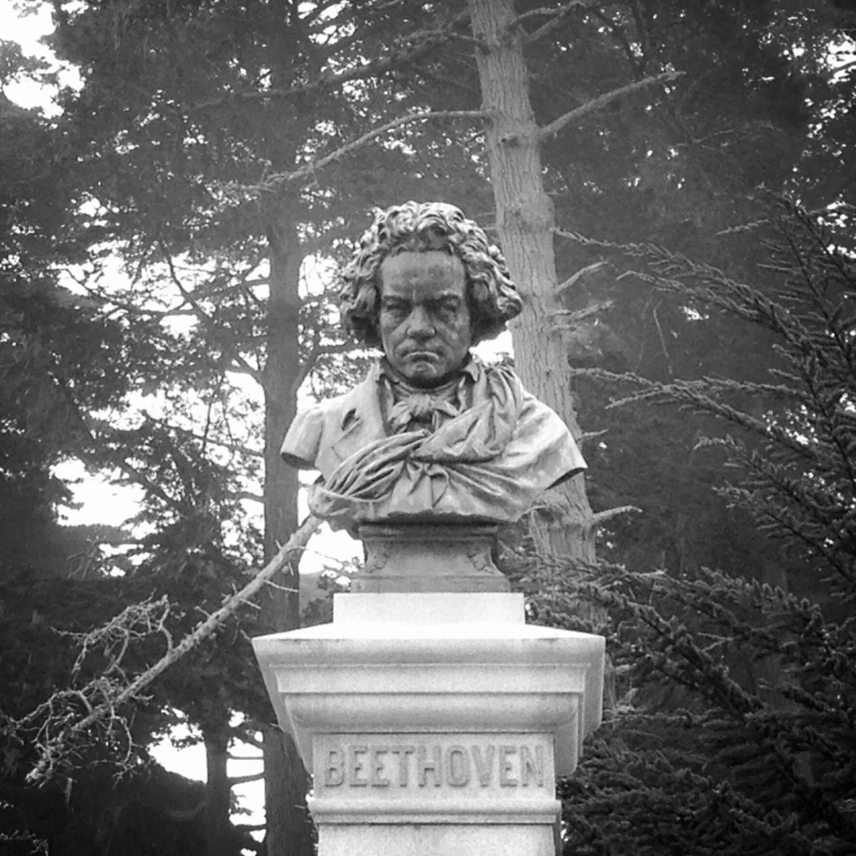 Show Your Work!: 10 Ways To Share Your Creativity And Get Discovered (Austin Kleon)