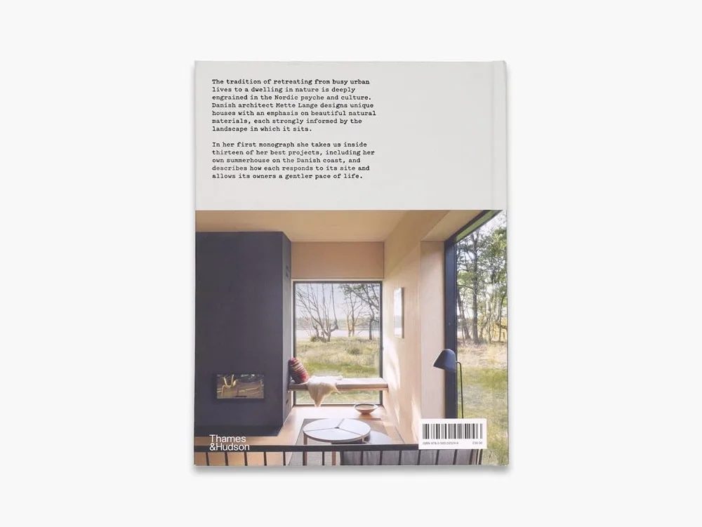 Earth, Sky & Water: Houses in the Nordic Style /anglais