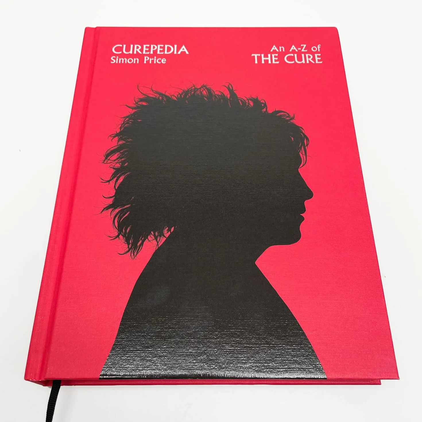 Coloriages mystères Disney - Les Grands classiques Tome 10: An immersive and beautifully designed A-Z biography of The Cure