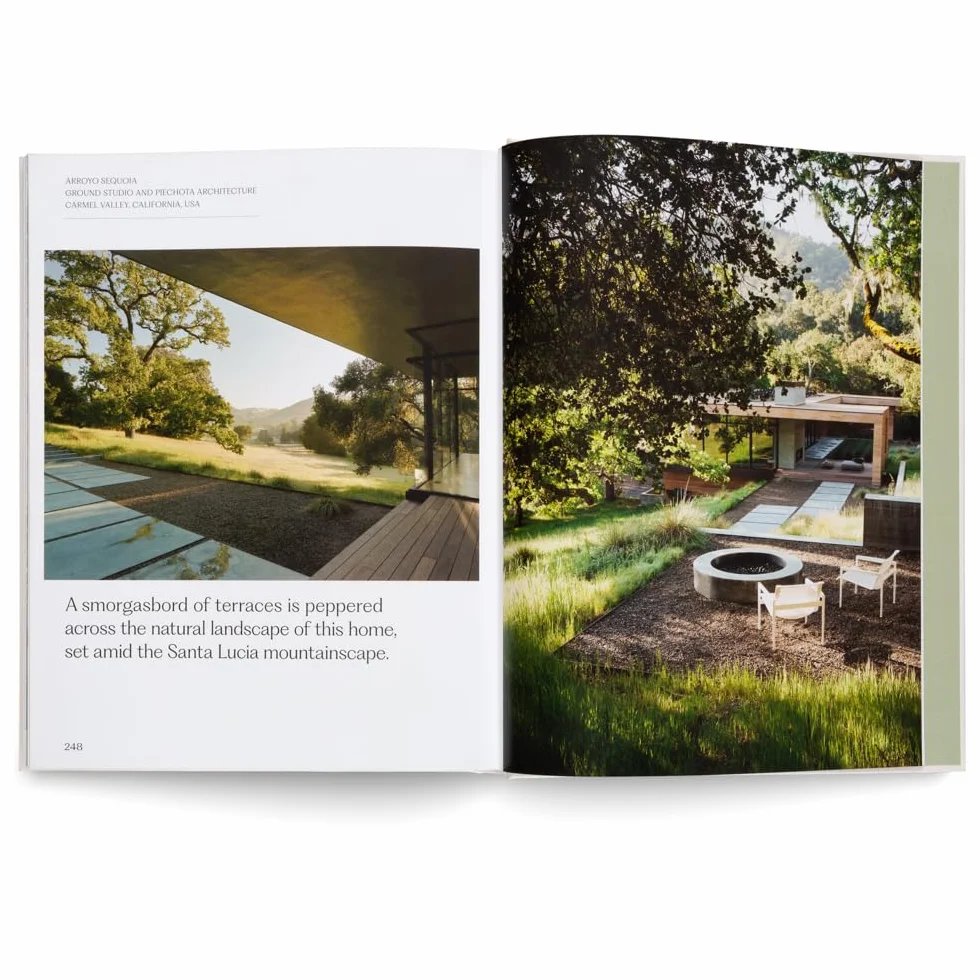 The House of Green: Natural Homes and Biophilic Architecture