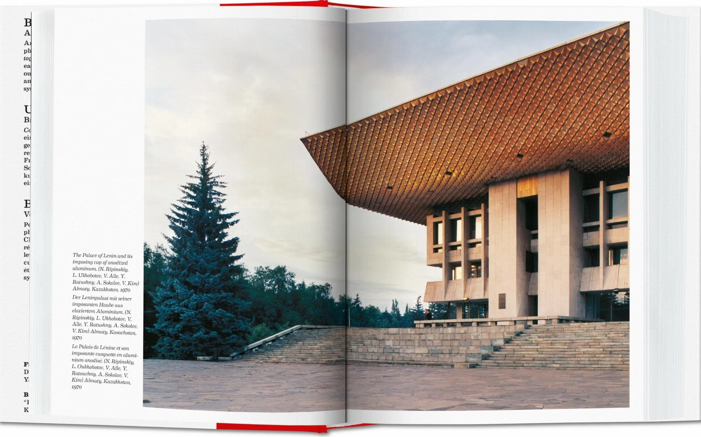 CCCP: Cosmic Communist Constructions Photographed: CCCP. Cosmic Communist Constructions Photographed. 45th Ed.