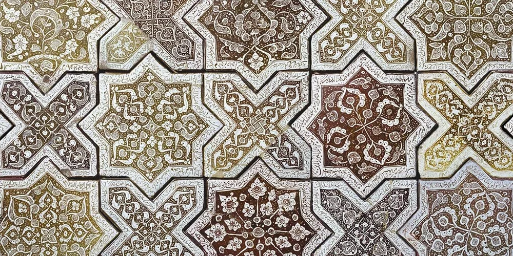 The tile book: history, pattern, design