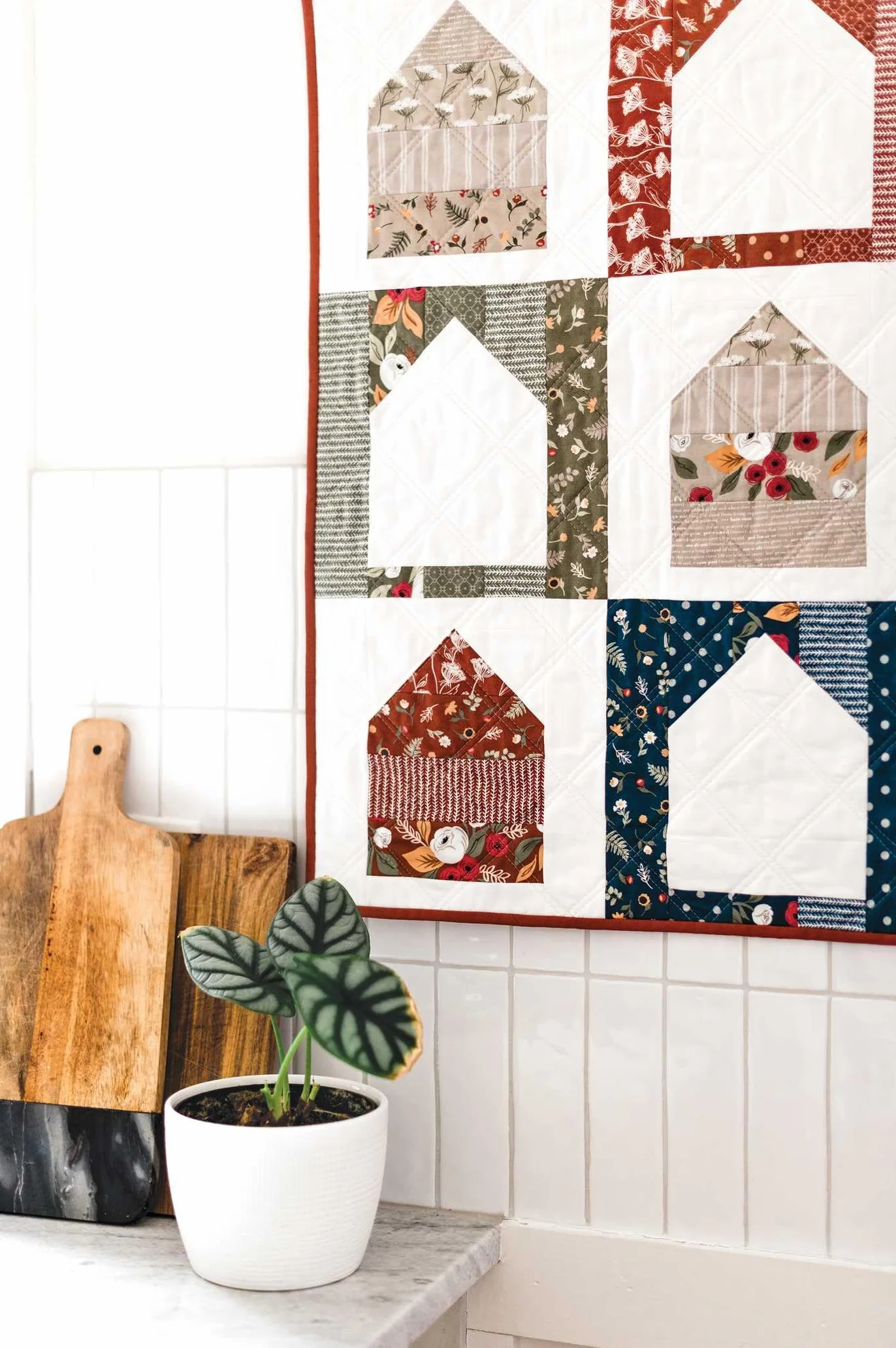 Not-Your-Typical Jelly Roll Quilts: 14 Cute & Creative Projects; Make the Most of Your Precuts