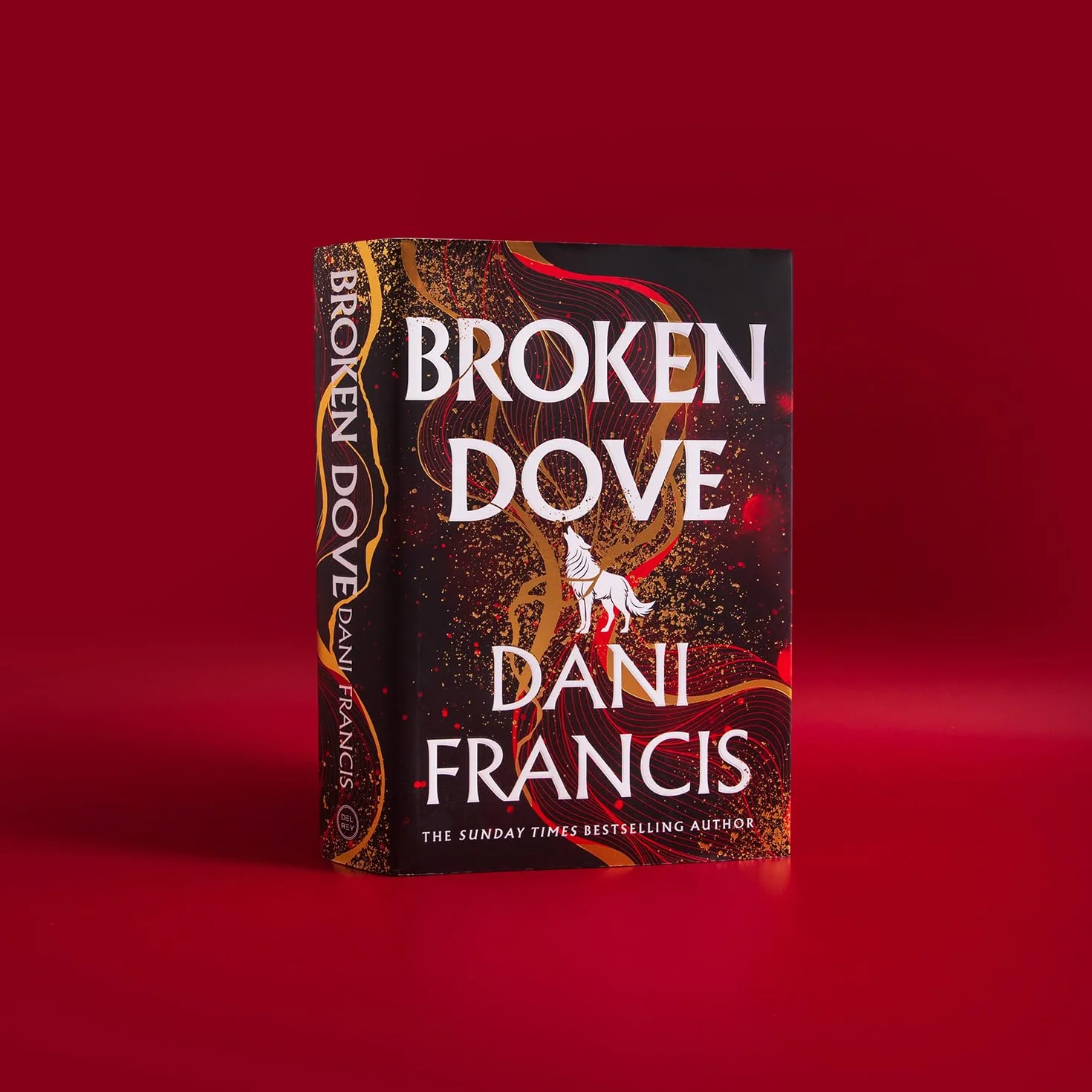 Broken Dove: The thrilling sequel to the Sunday Times bestselling dystopian romance, Silver Elite