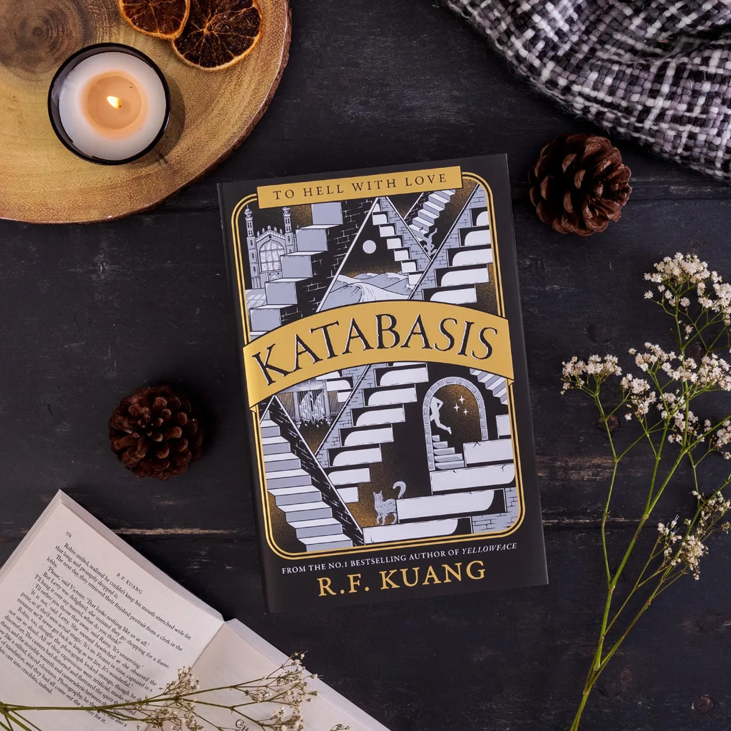Katabasis: the INSTANT No.1 SUNDAY TIMES best-seller from the author of YELLOWFACE