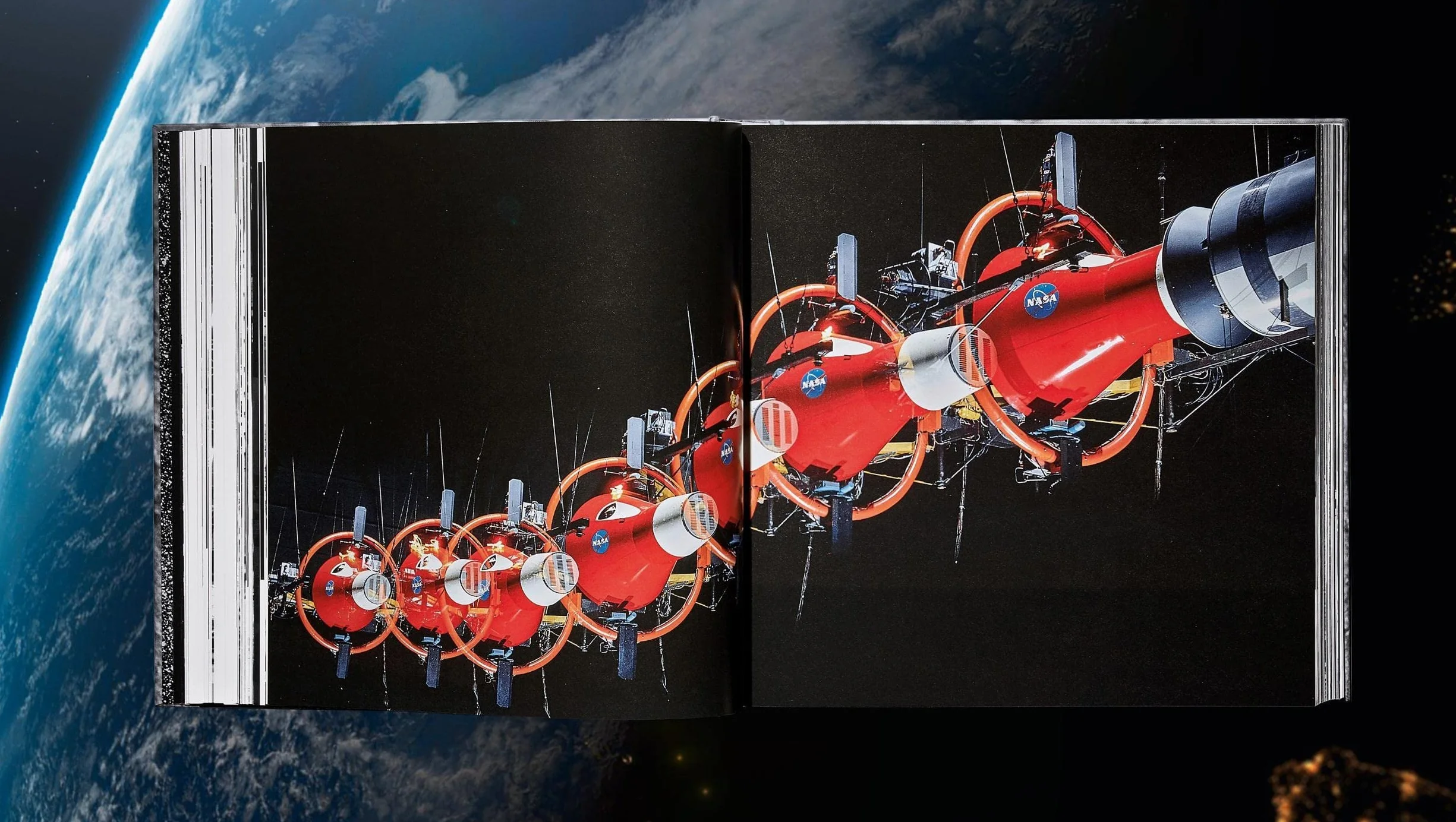 The NASA Archives. 60 Years in Space